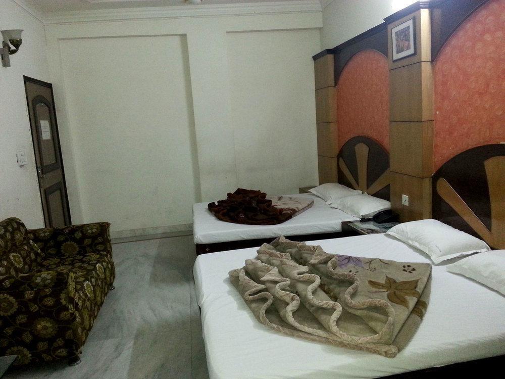 Hostel Hindustan- By Backpackers Heaven Neu-Delhi Exterior foto